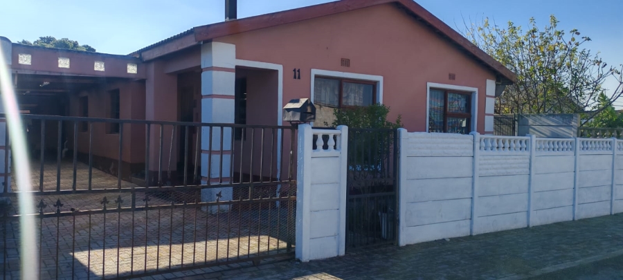 5 Bedroom Property for Sale in Electric City Western Cape